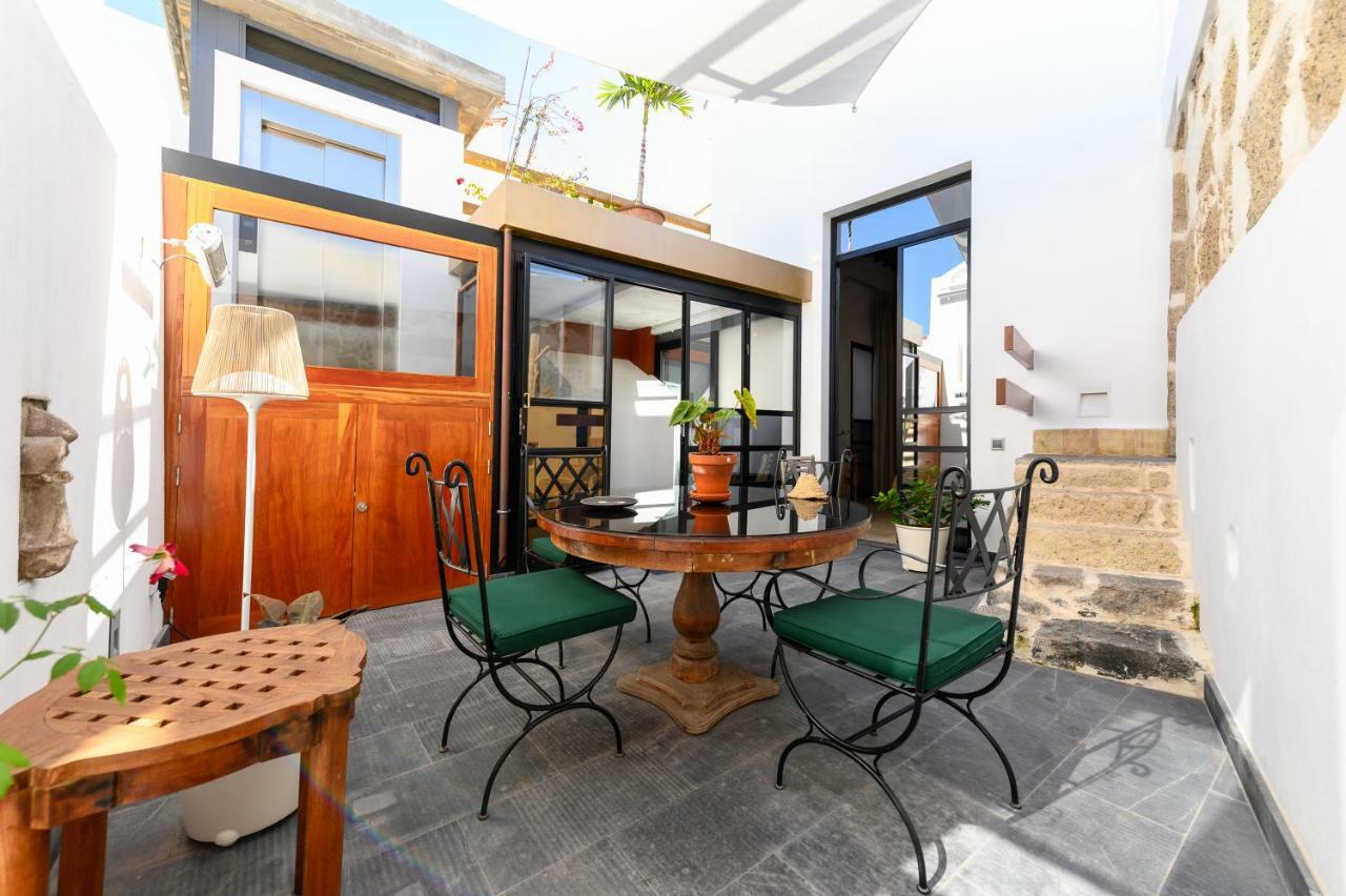 Open Air Historic Penthouse Vegueta * Las Palmas